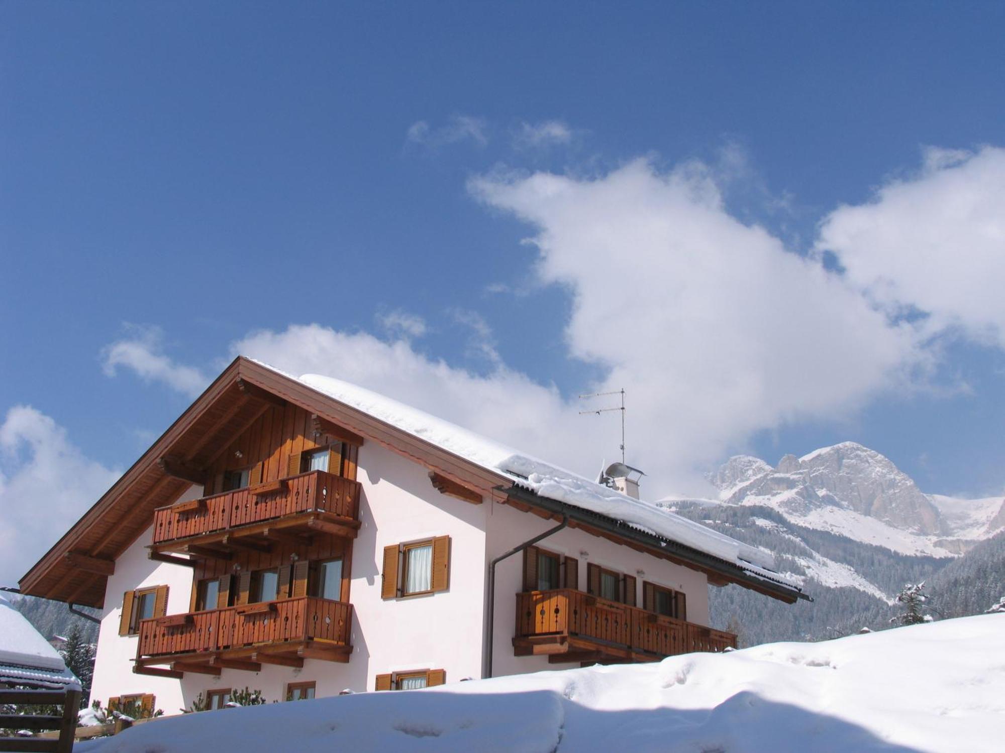 Appartamenti Majon Ladina Vigo di Fassa Zewnętrze zdjęcie